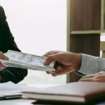 كم أسعار المحامين في الطائف